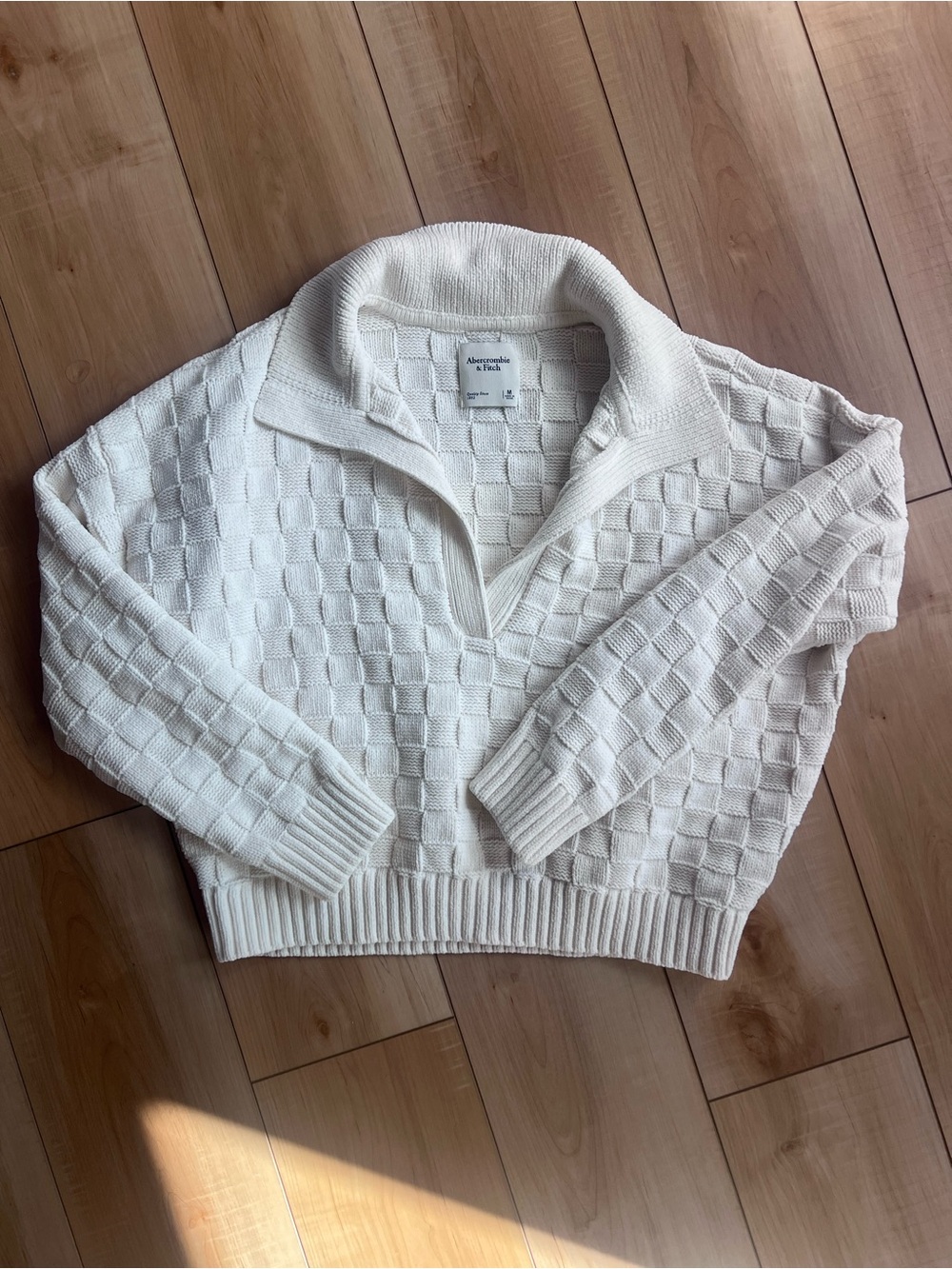 Abercrombie & Fitch Women's Cream Knit Sweater